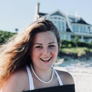 Meet your Posher, Lucy